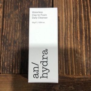 AN-HYDRA Clay to Foam Cleanser